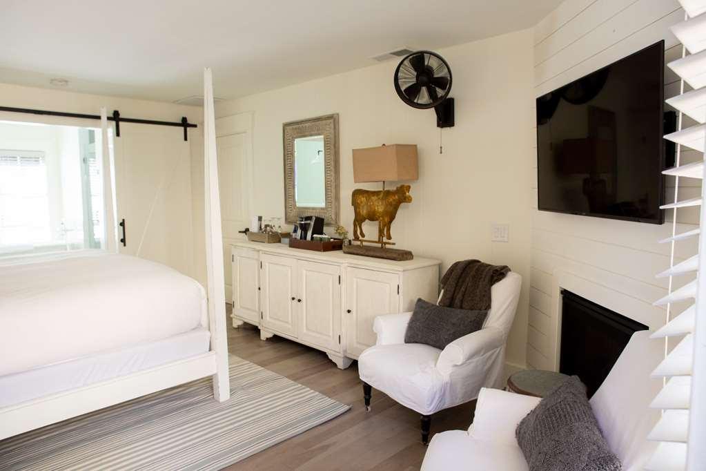 Farmhouse Inn Forestville Pokój zdjęcie