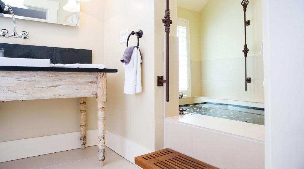 Farmhouse Inn Forestville Zewnętrze zdjęcie